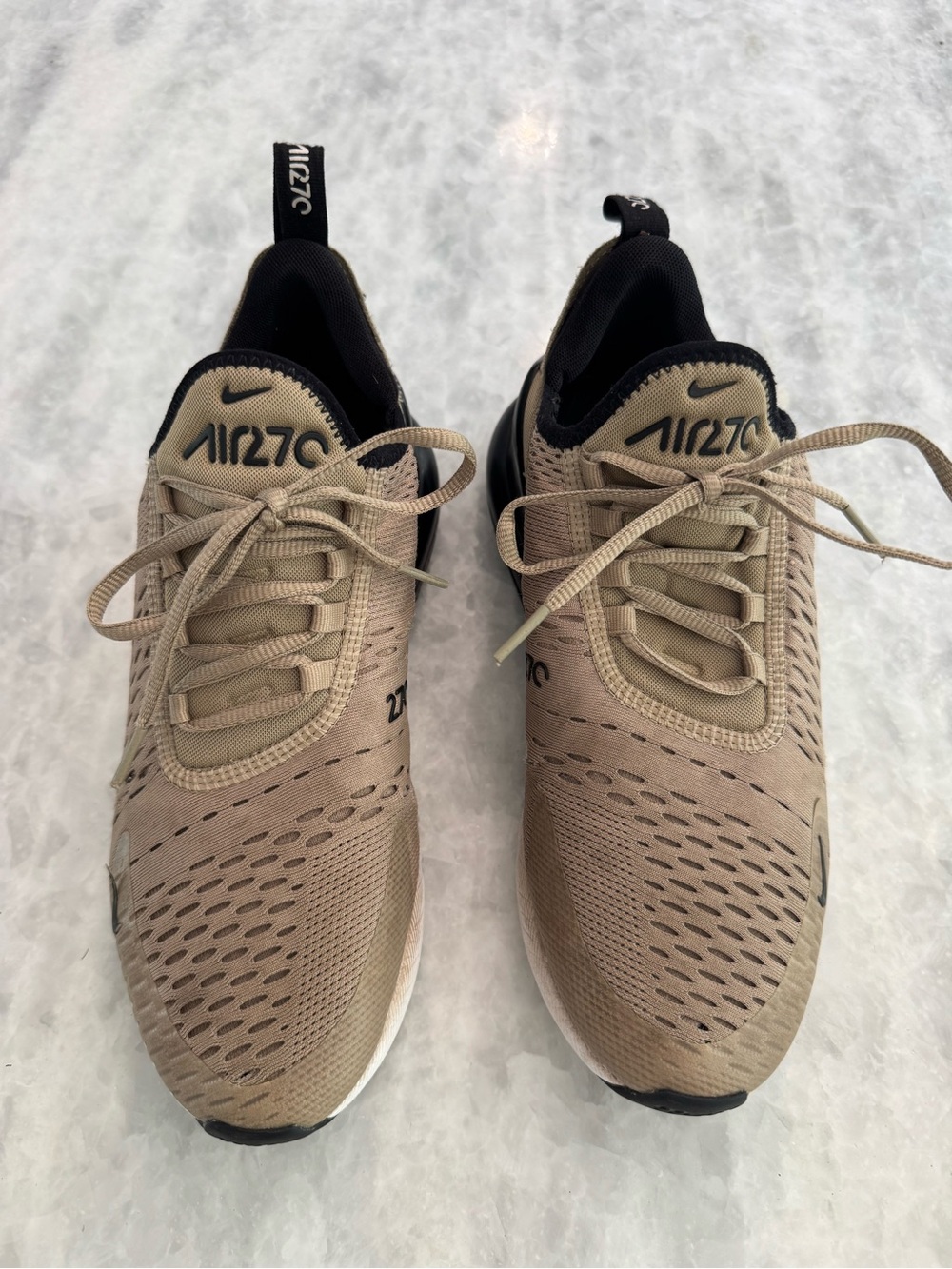 Nike Men’s SZ 8.5 / Women’s 10 Air Max 270s in Tan and Black